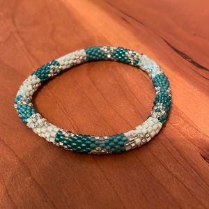 Blue seed bead bracelet